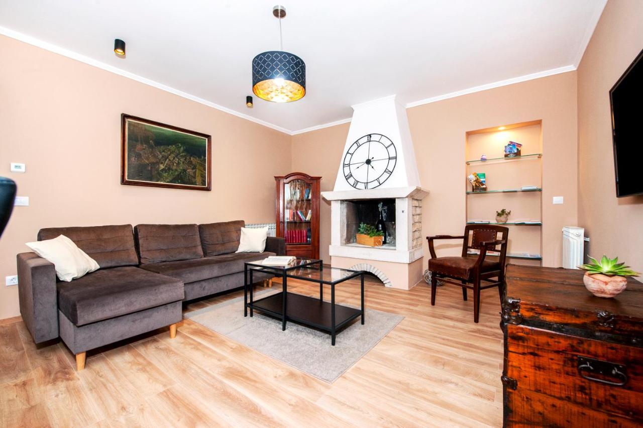 Apartment Miral Rovinjsko Selo Eksteriør bilde
