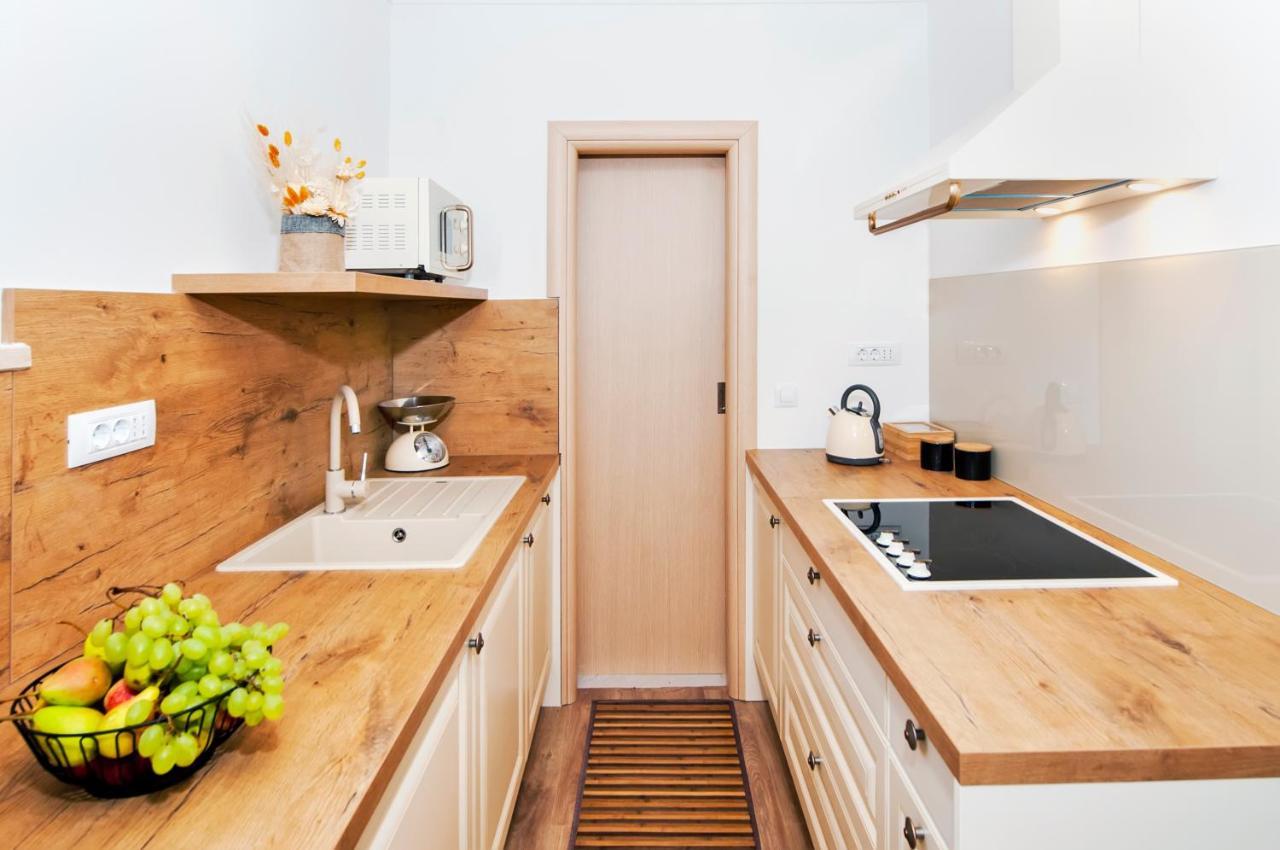 Apartment Miral Rovinjsko Selo Eksteriør bilde