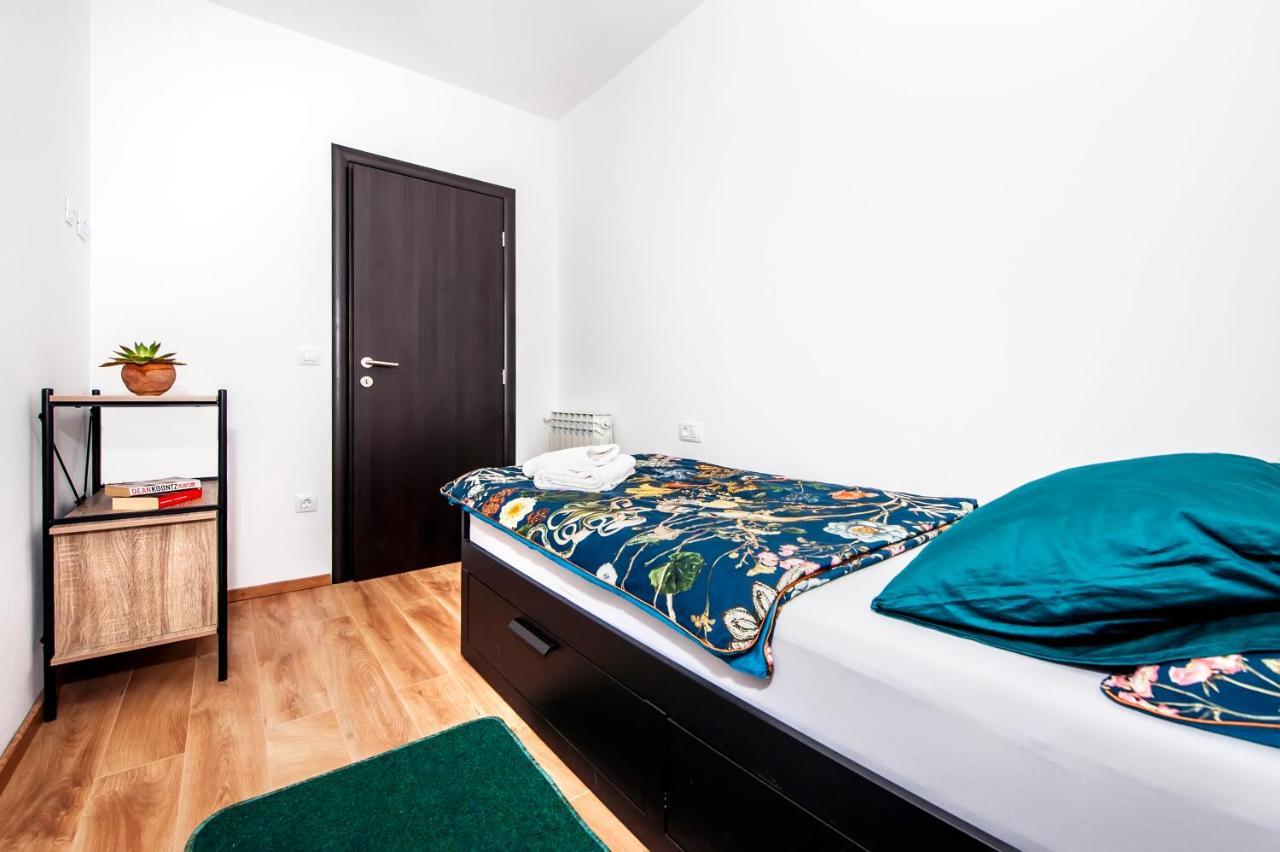 Apartment Miral Rovinjsko Selo Eksteriør bilde